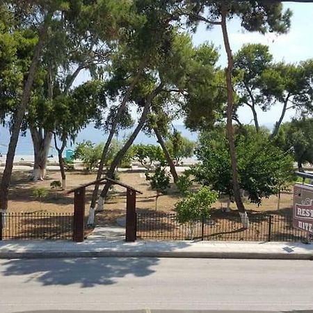 Ενοικιαζόμενα Δωμάτια Πιτσαδιώτη Kiáton Exterior foto